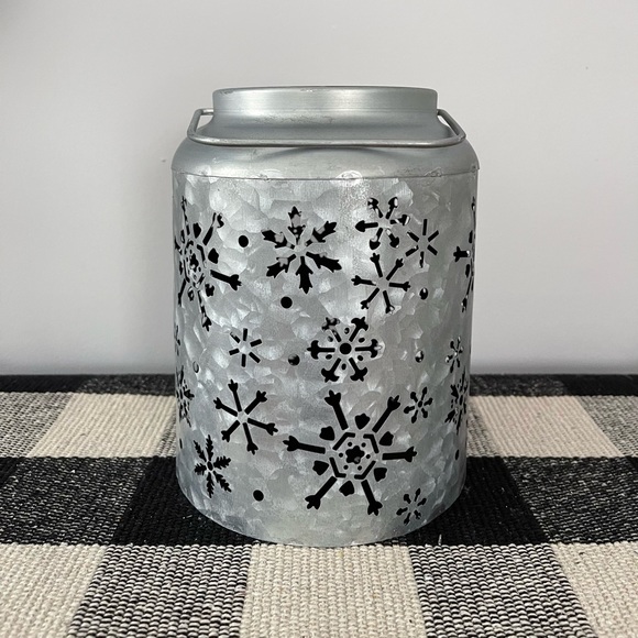 Galvanized Metal Snowflake Lantern - Picture 1 of 3
